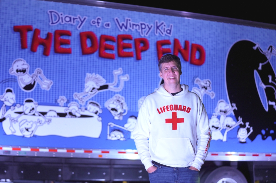 Diary of a Socially Distanced Book Signing: 'Wimpy Kid' Author Jeff Kinney  Visits Haddonfield